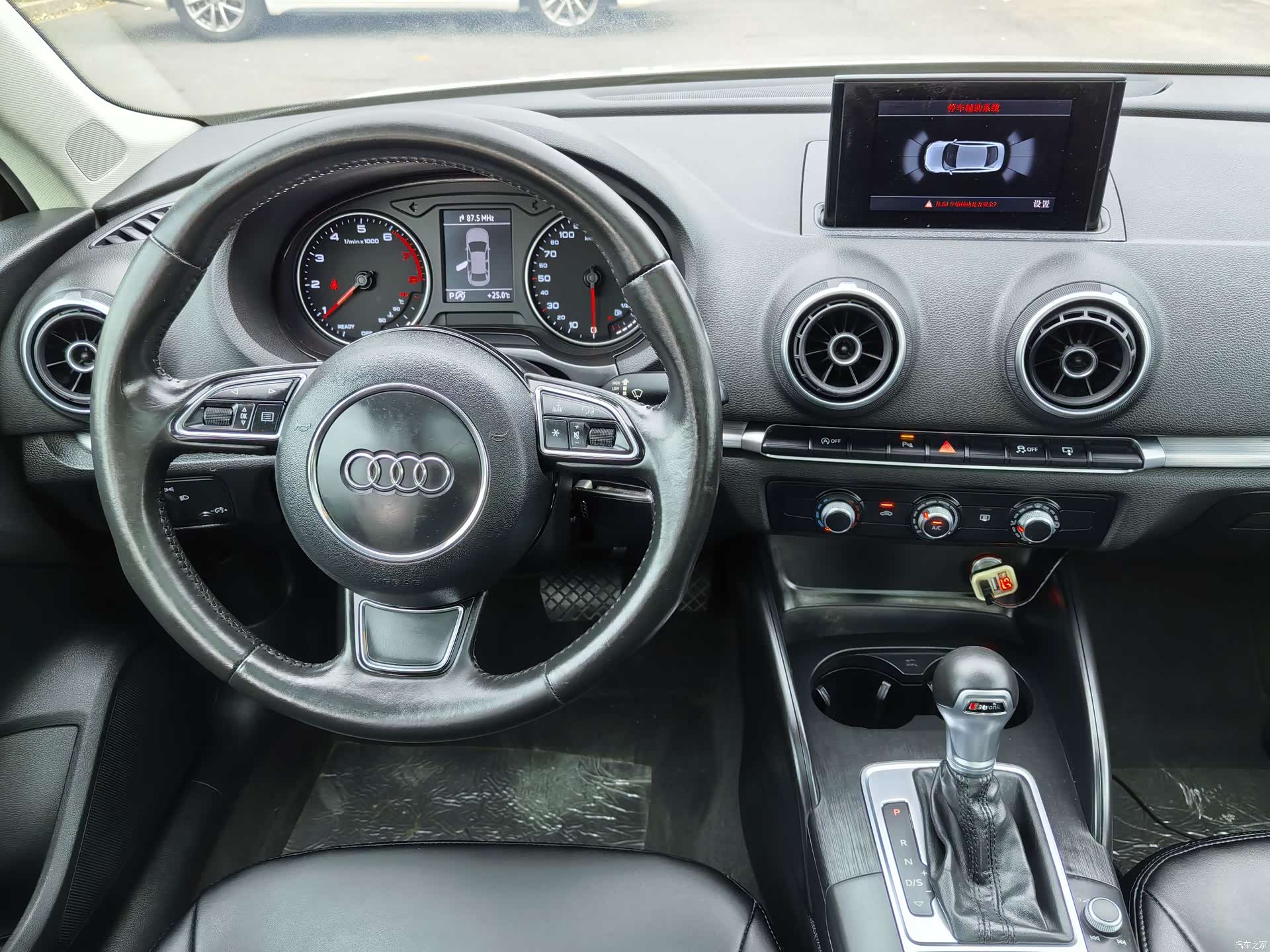Audi A3, 2016 9