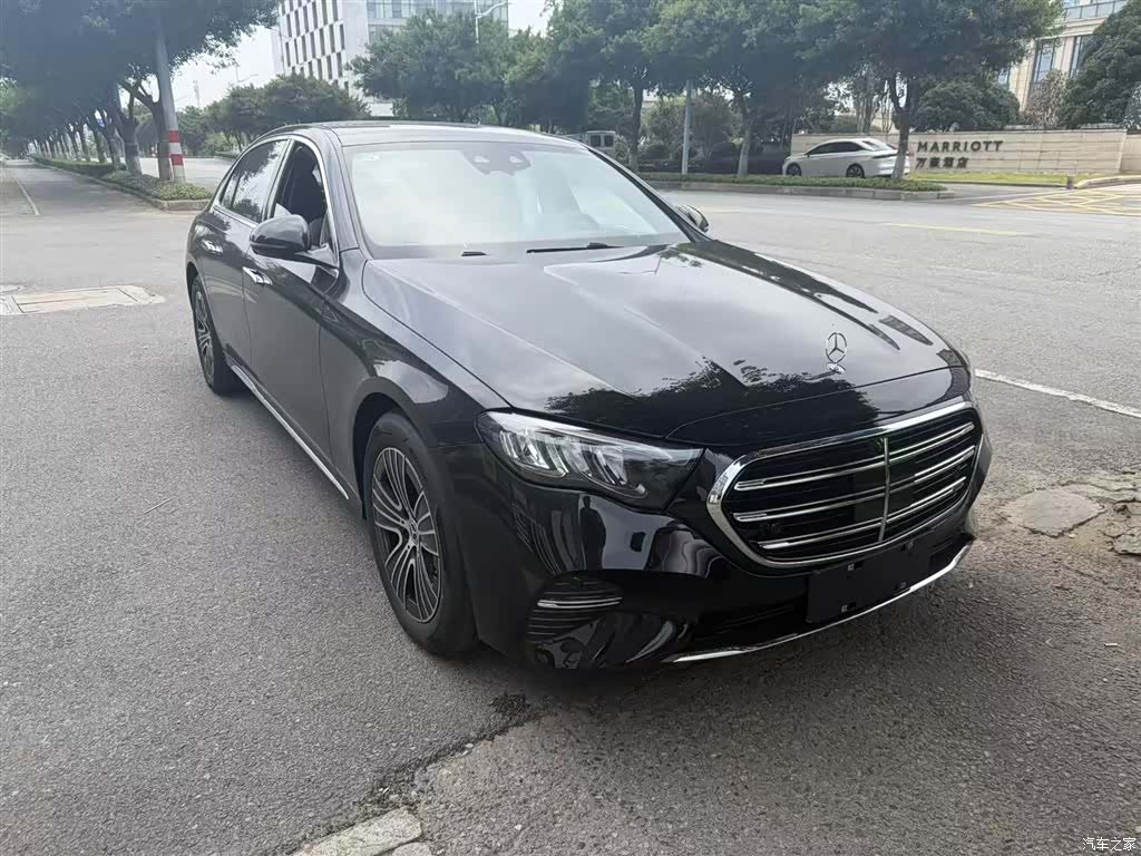 Mercedes-Benz E-Class, 2026 1