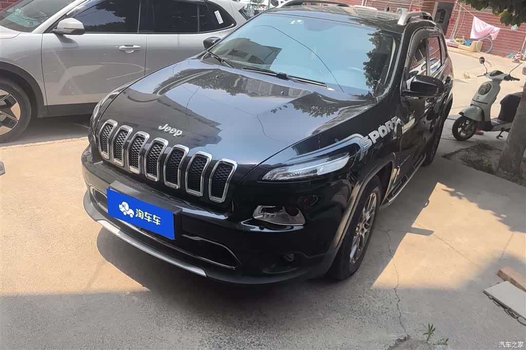 Jeep Cherokee, 2021 1