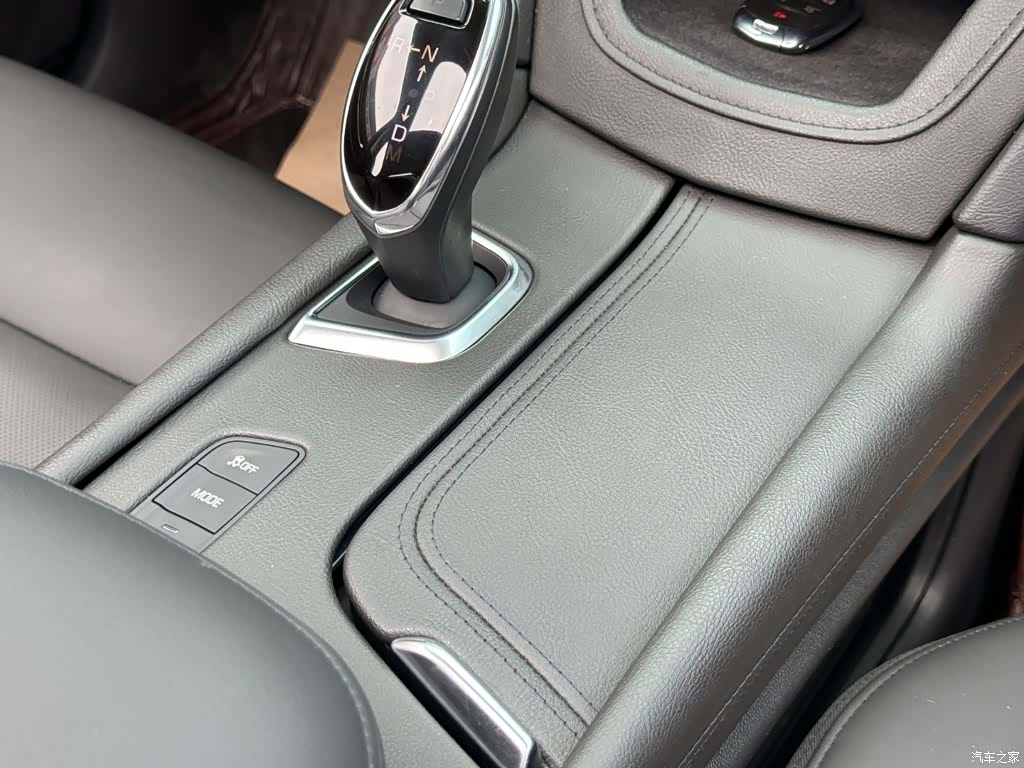 Cadillac XT5, 2018 12