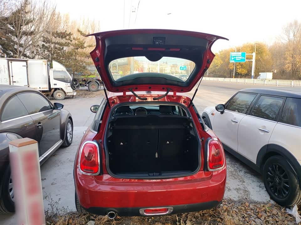 MINI MINI