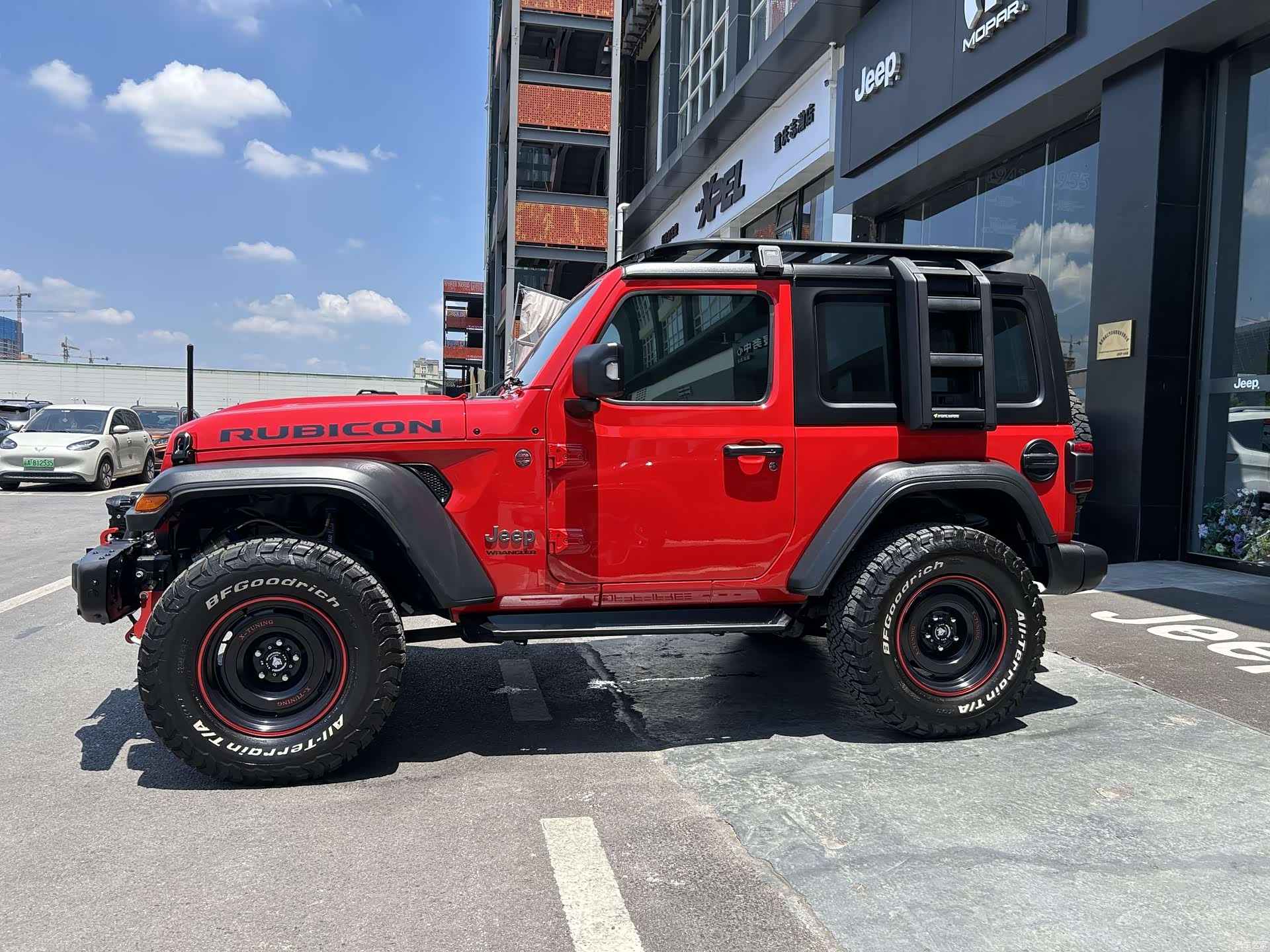 Jeep Wrangler, 2025 4