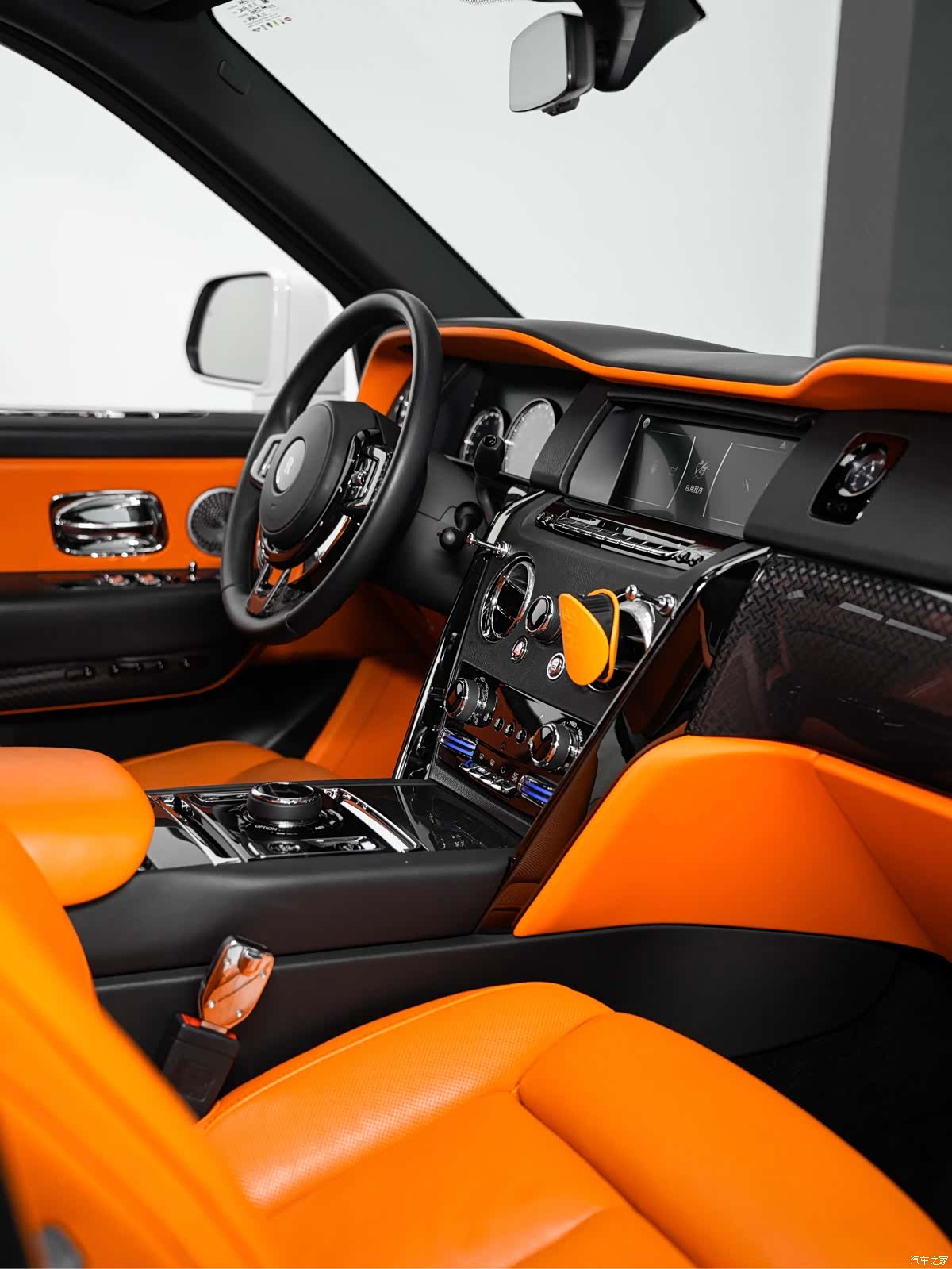 Rolls-Royce Cullinan, 2022 28