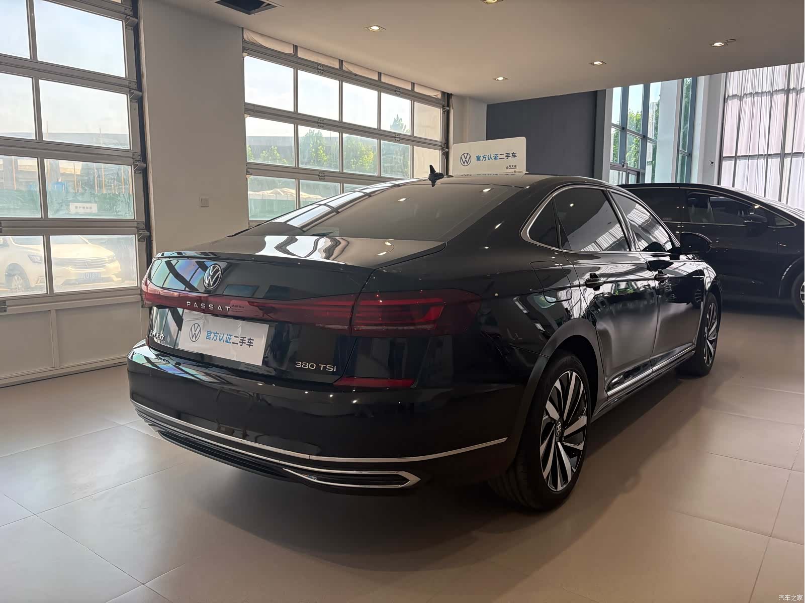 Volkswagen Passat, 2025 16