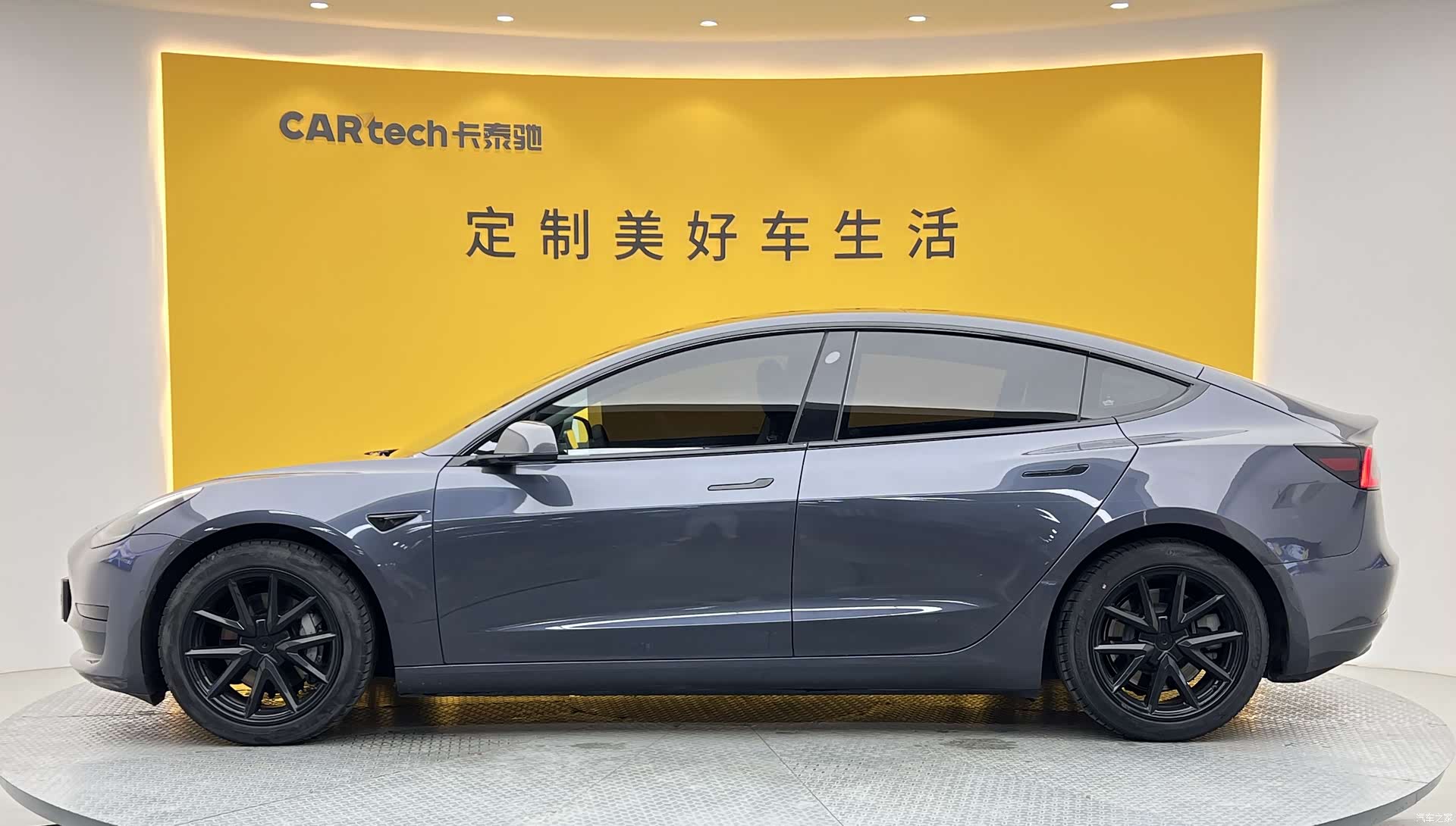 Tesla Model 3, 2020 28