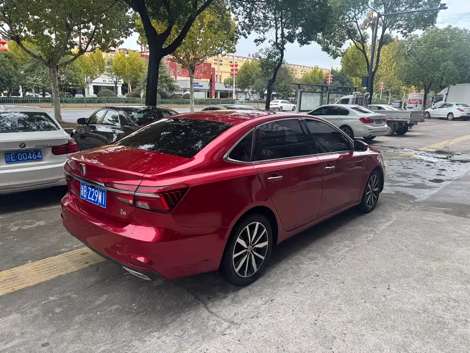 Roewe i6
