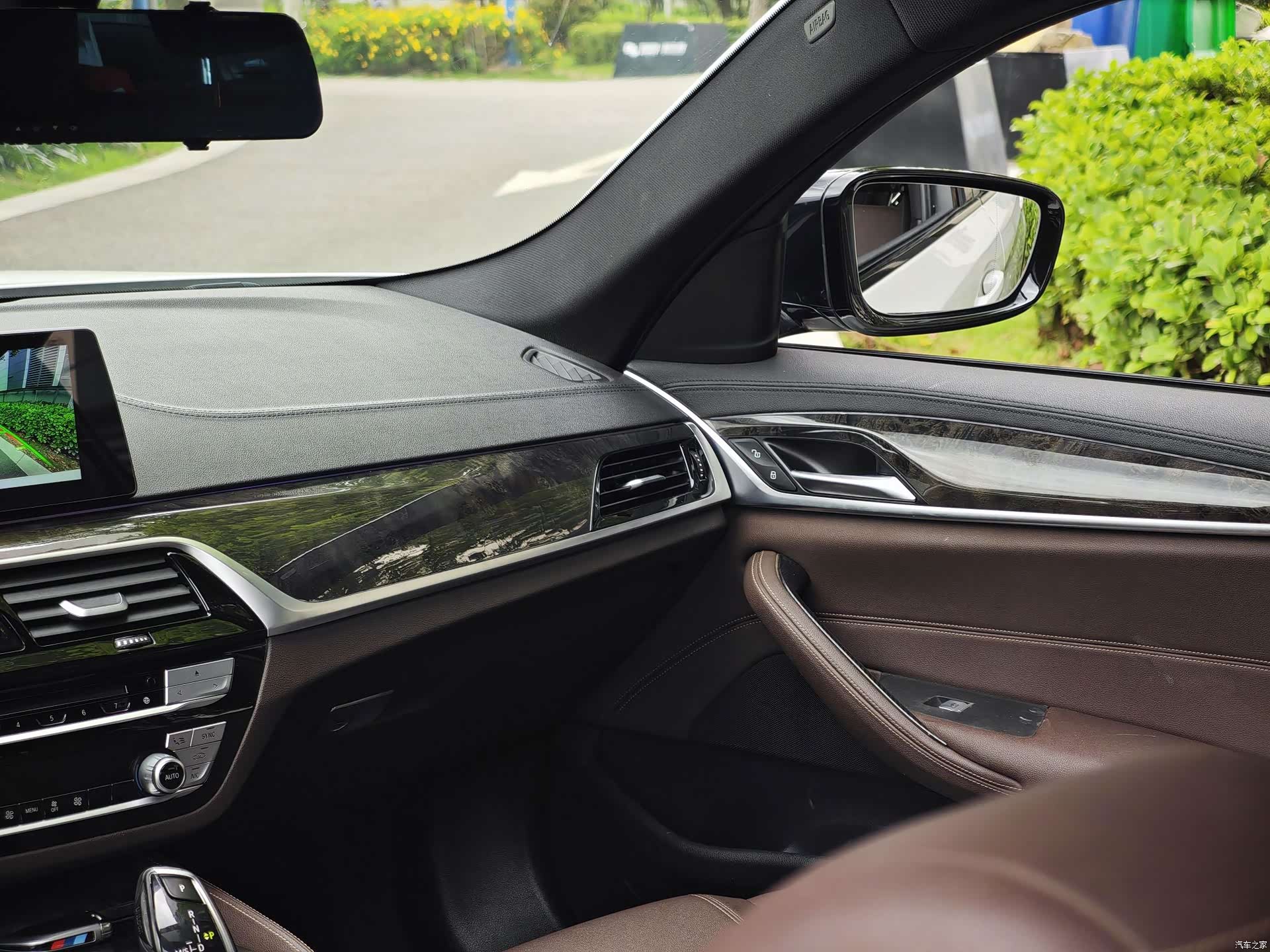 BMW 5 Series, 2019 14