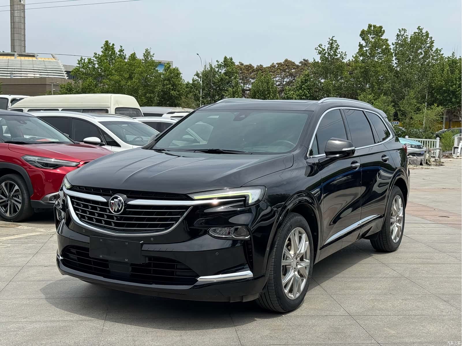 Buick Enclave, 2023 1