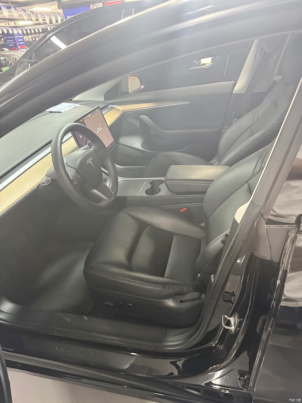 Tesla Model 3, 2021 все фото