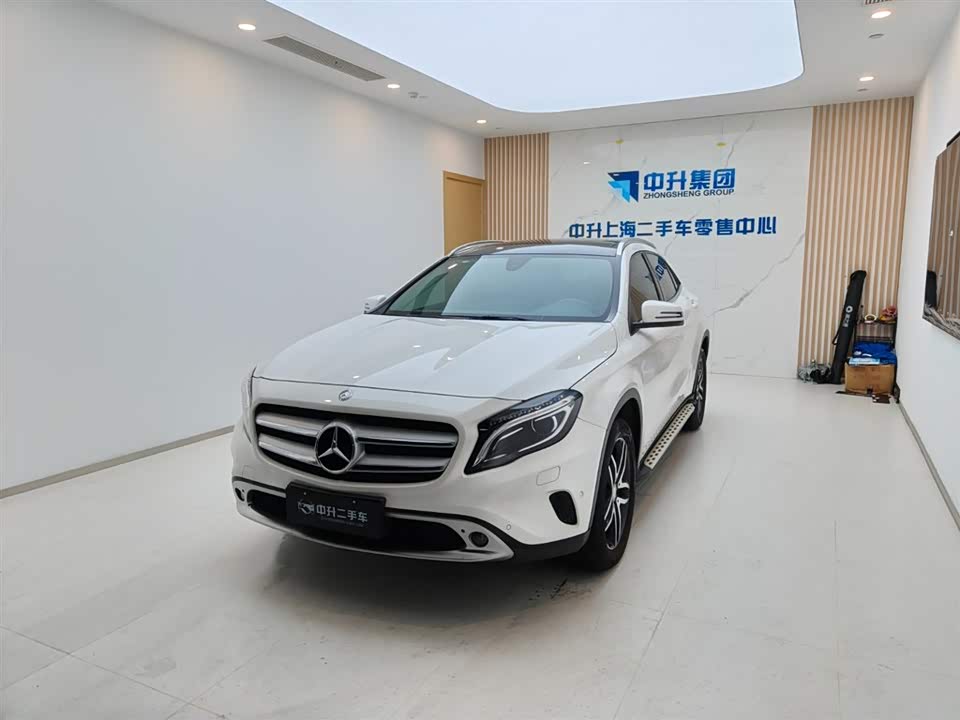 Mercedes-Benz GLA