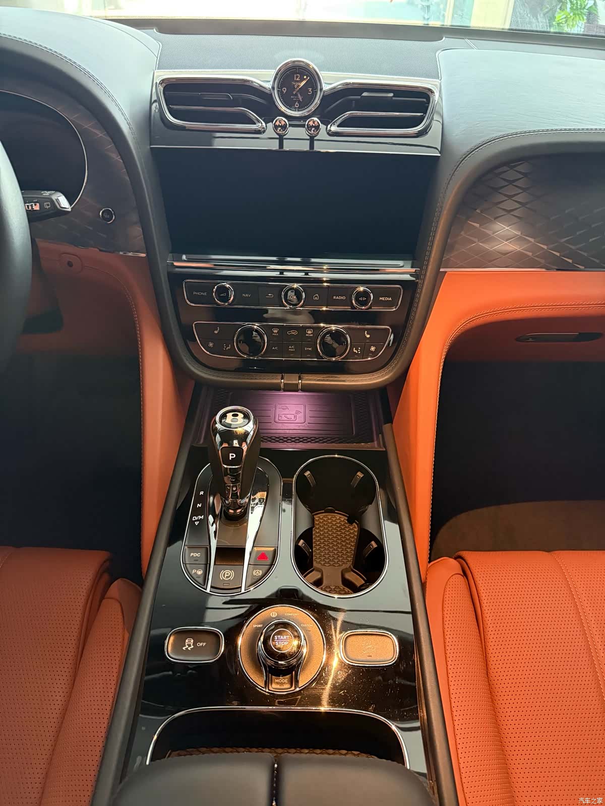 Bentley Bentayga, 2021 17