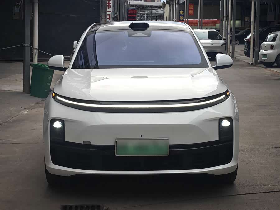 Li Auto L7 2023, фото 2