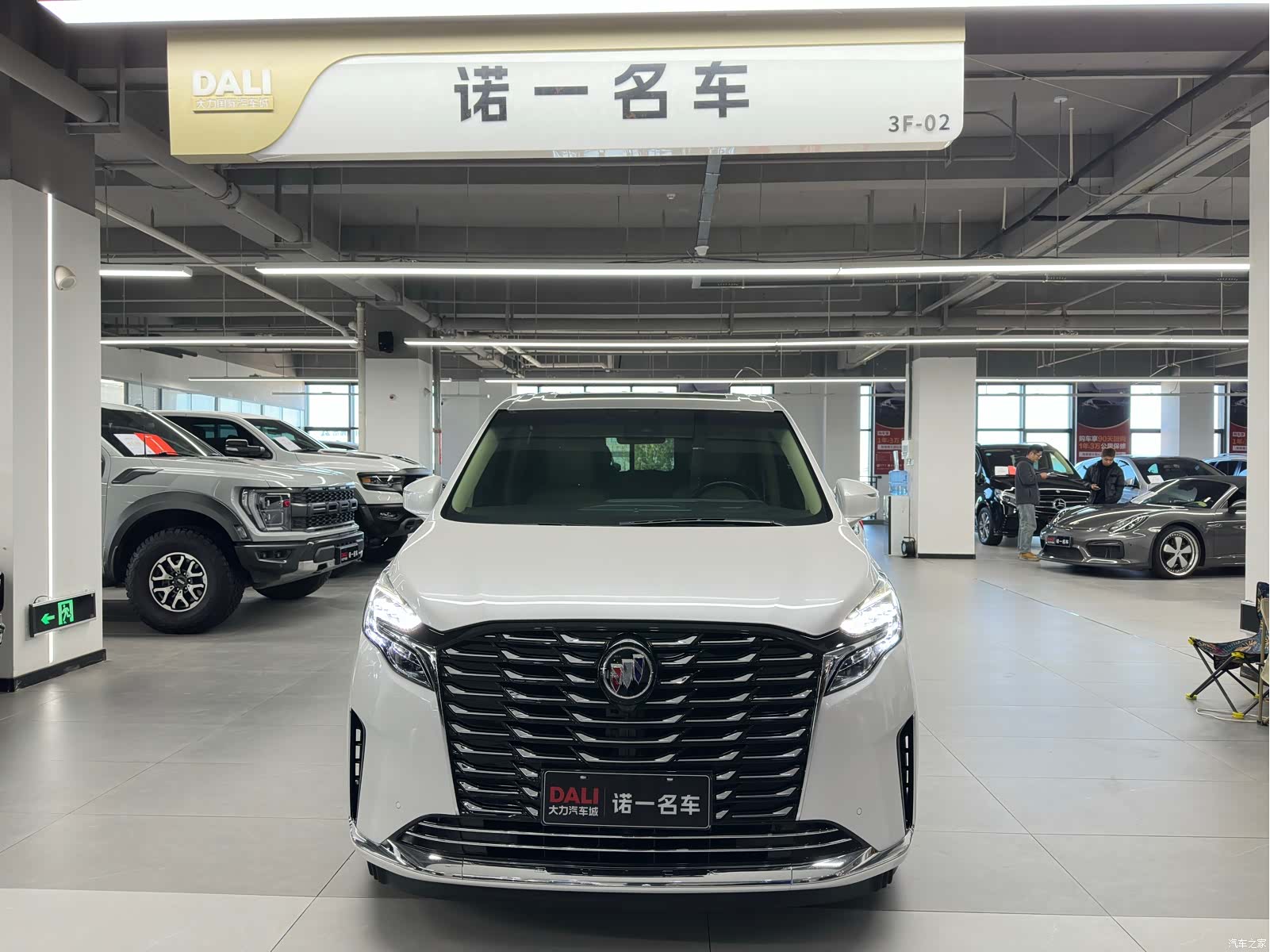 Buick GL8, 2023 2