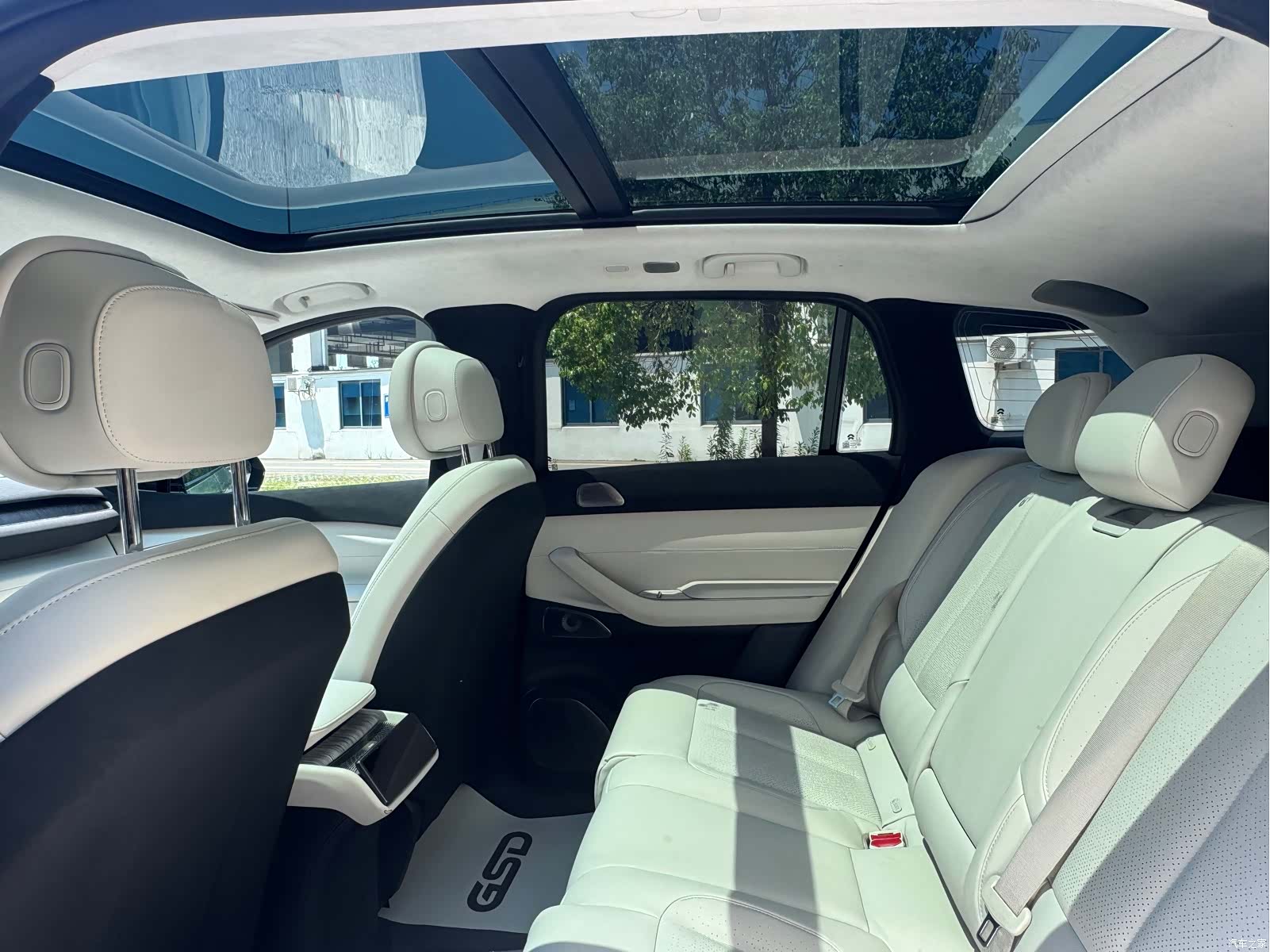 NIO ES7, 2022 13