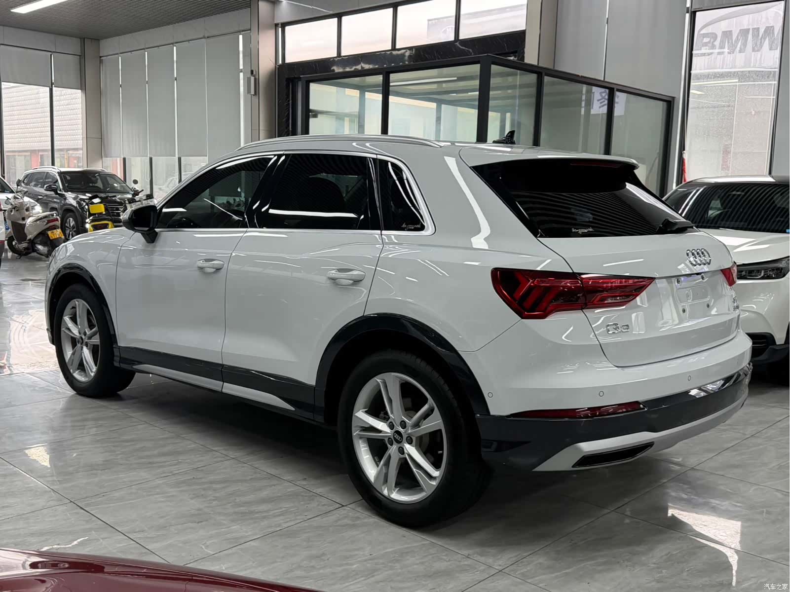 Audi Q3, 2022 12