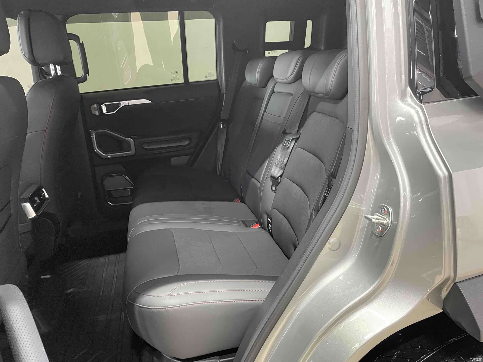 Jetour Traveller, 2023 10