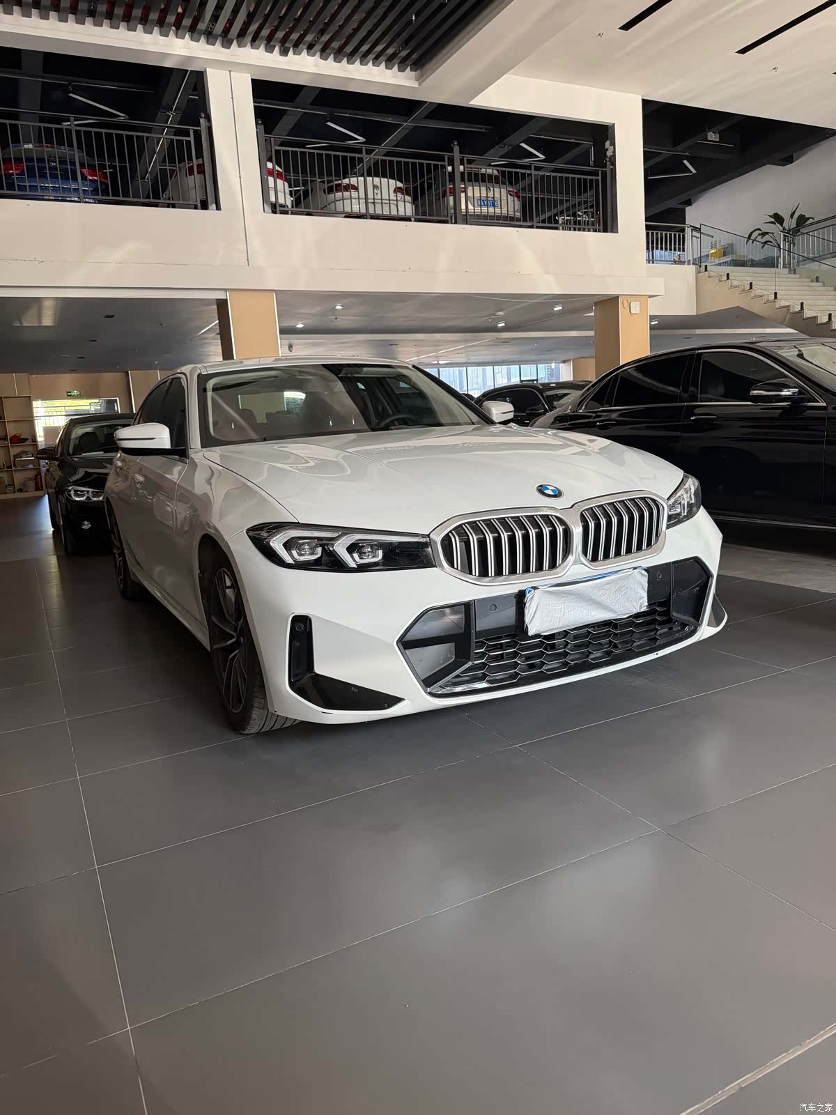 BMW 3 Series, 2023 2