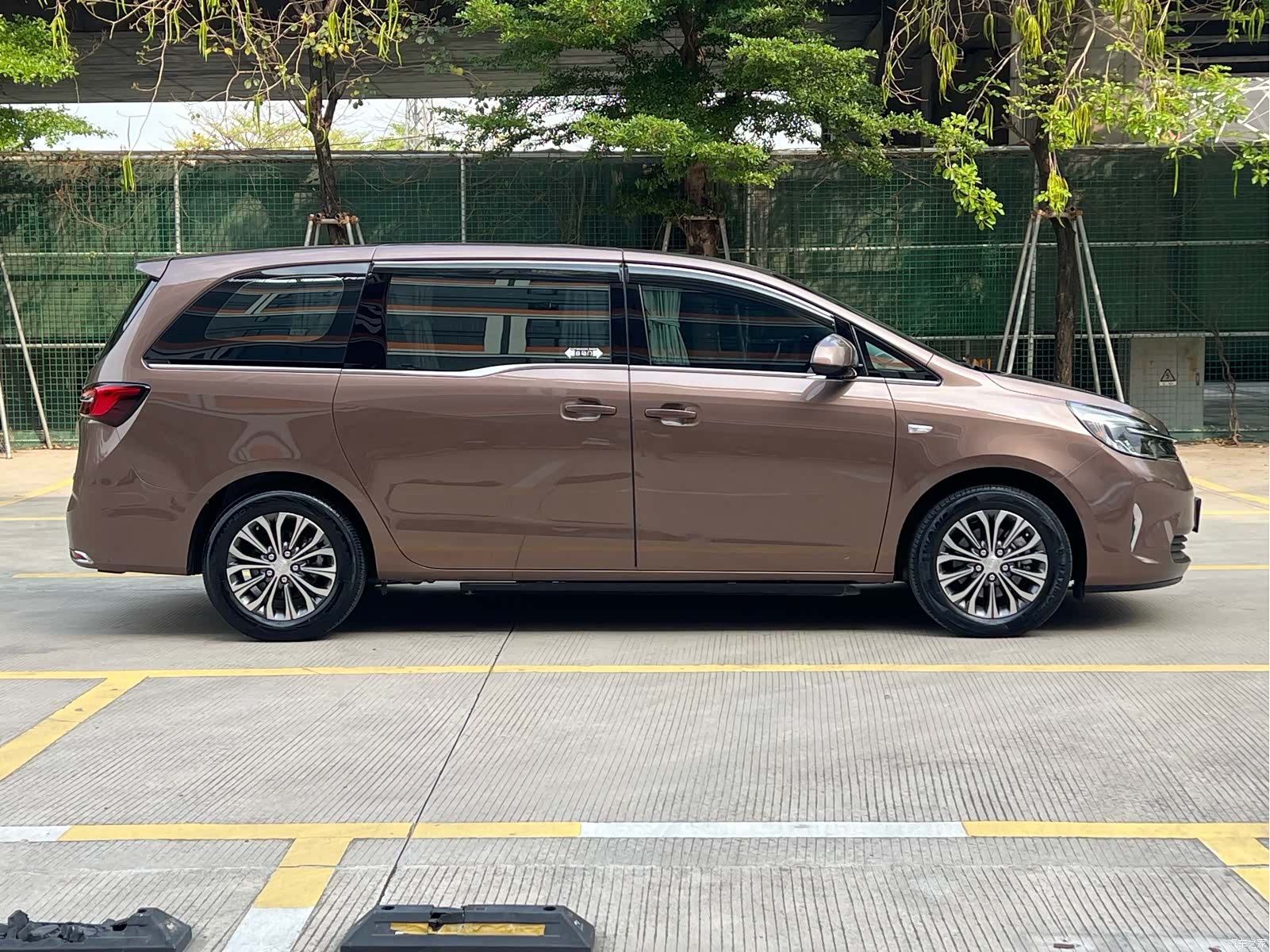 Buick GL8, 2020 2
