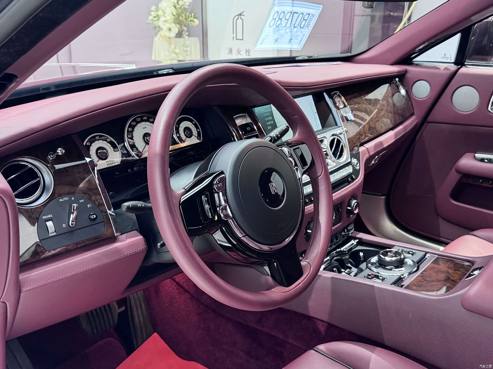 Rolls-Royce Wraith, 2017 15