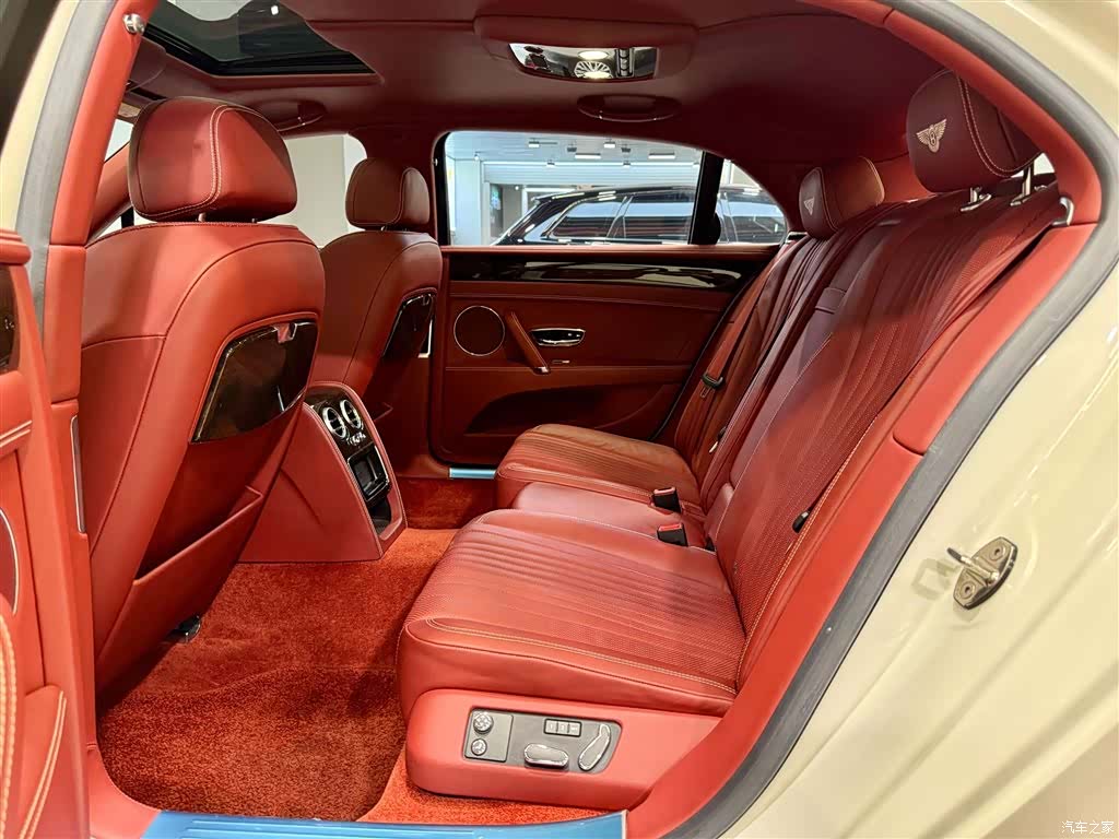 Bentley Flying Spur, 2018 20