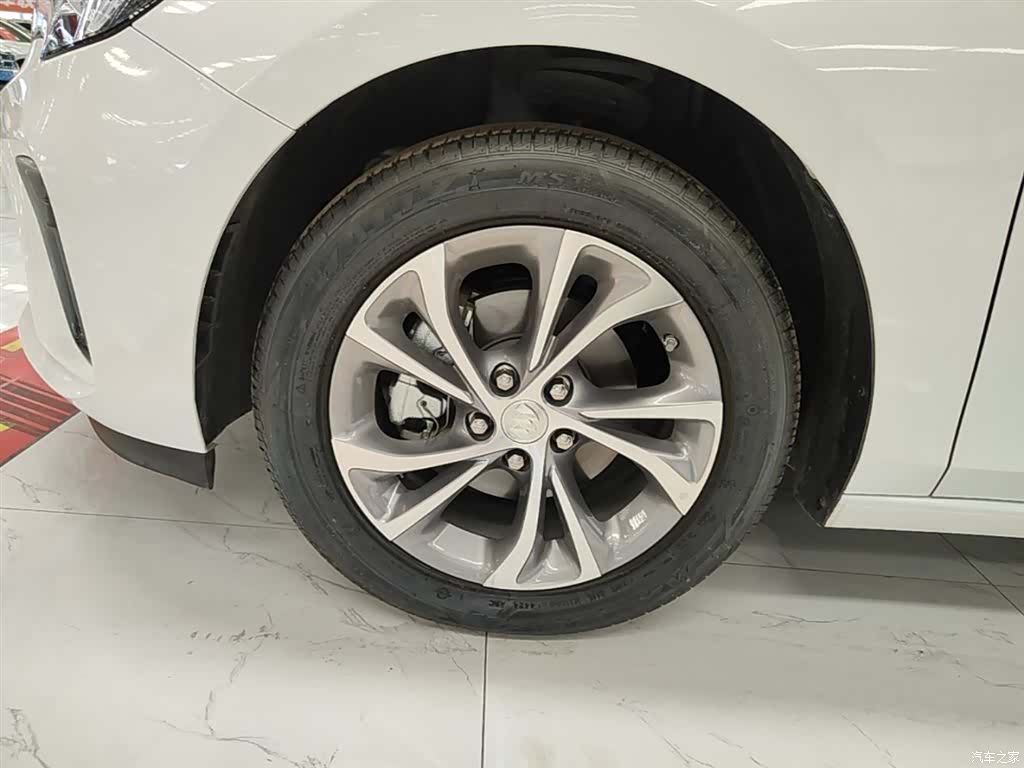 Buick Verano, 2025 23