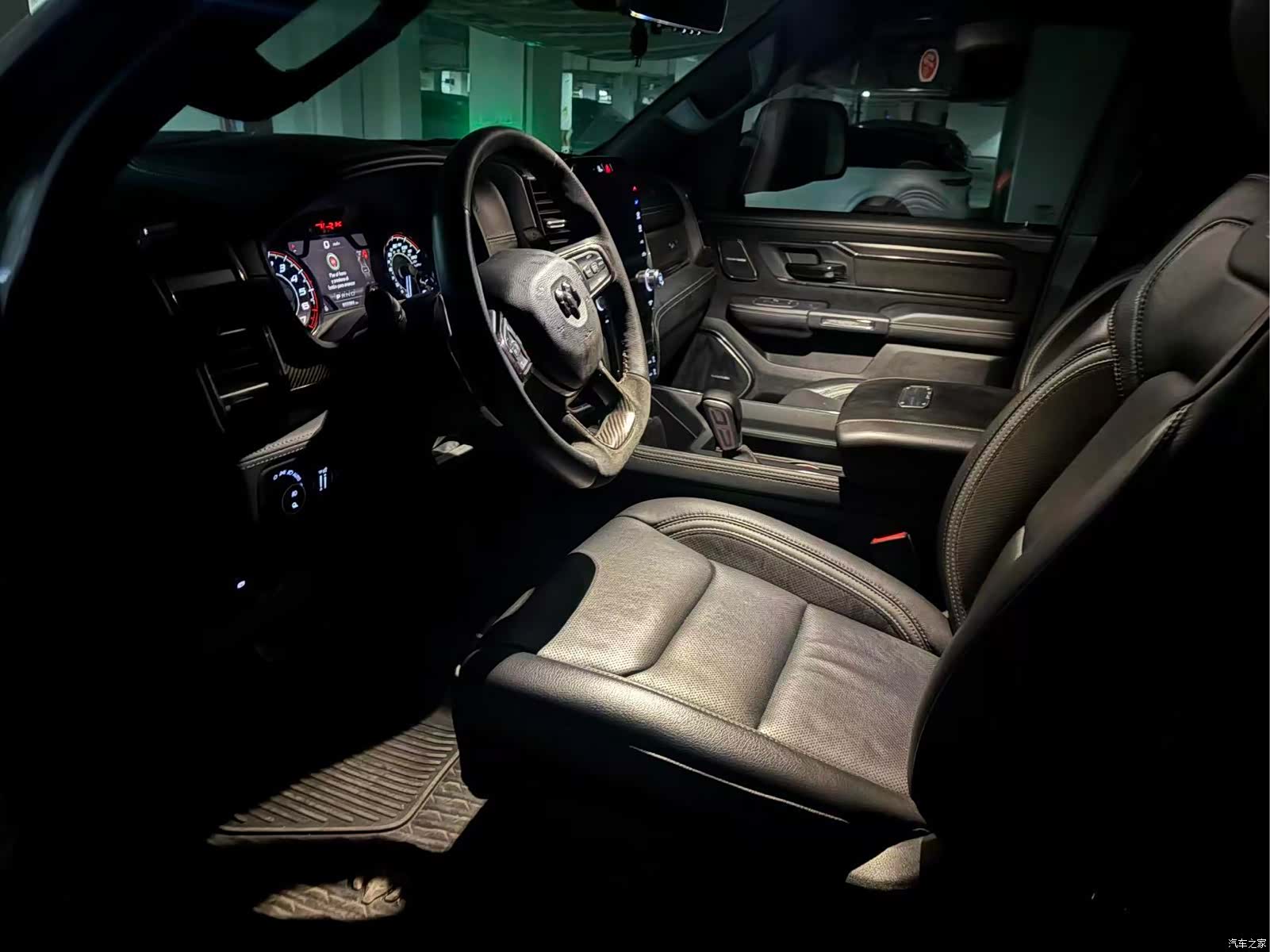 RAM Trucks, 2022 все фото