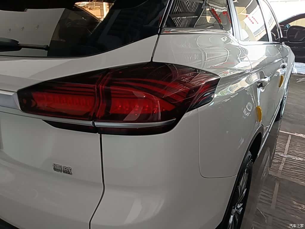 Geely Boyue, 2021 8