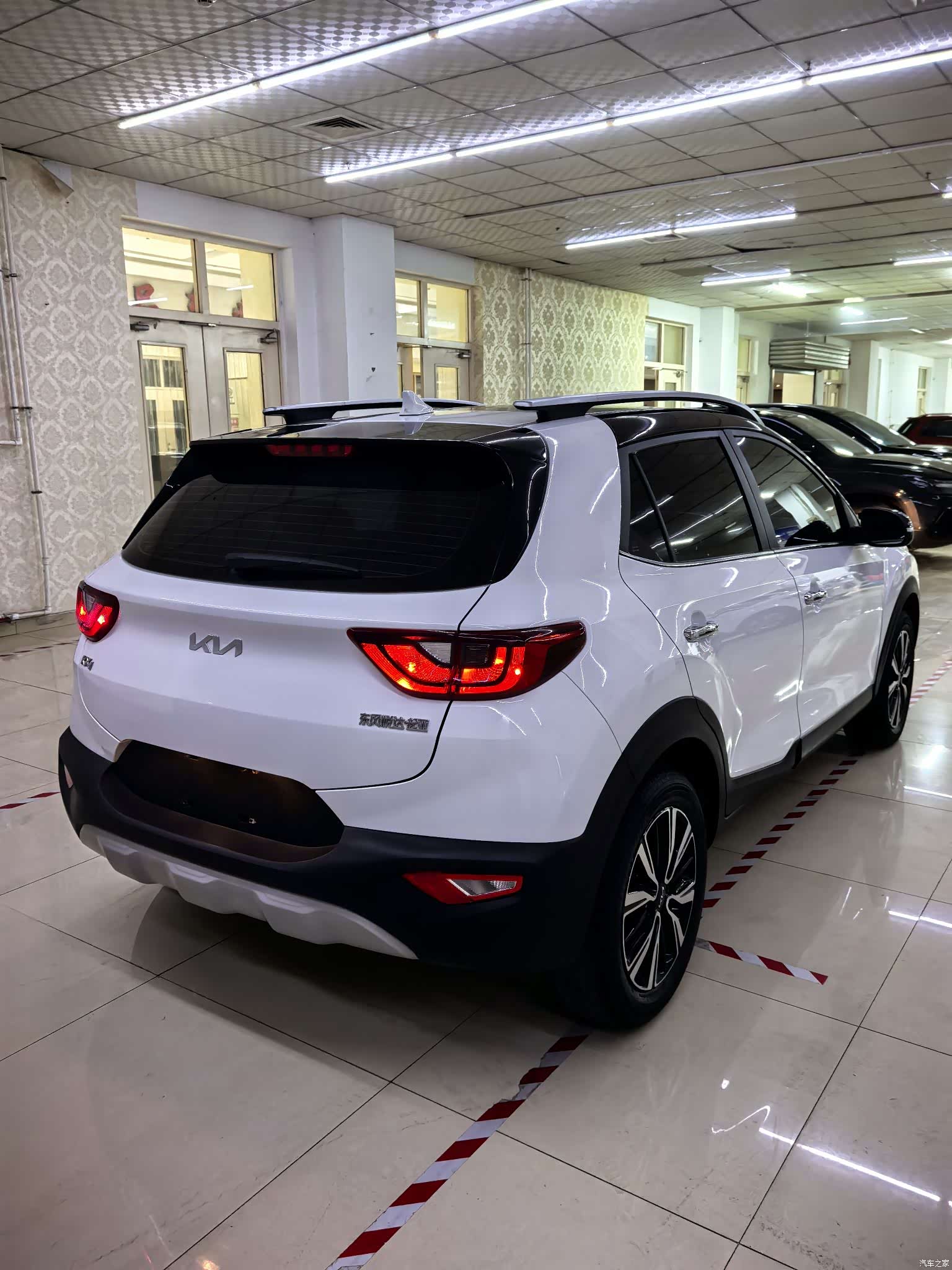 Kia KX1, 2022 12