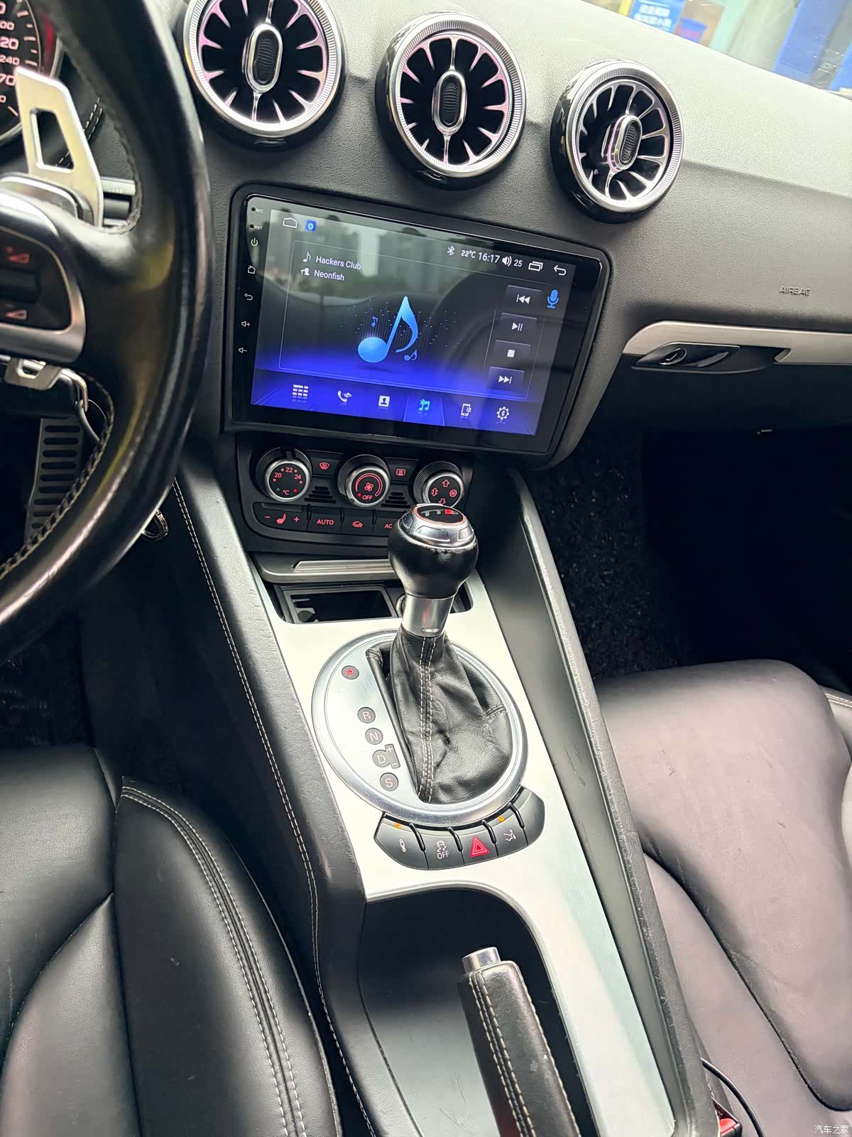 Audi TT, 2011 13