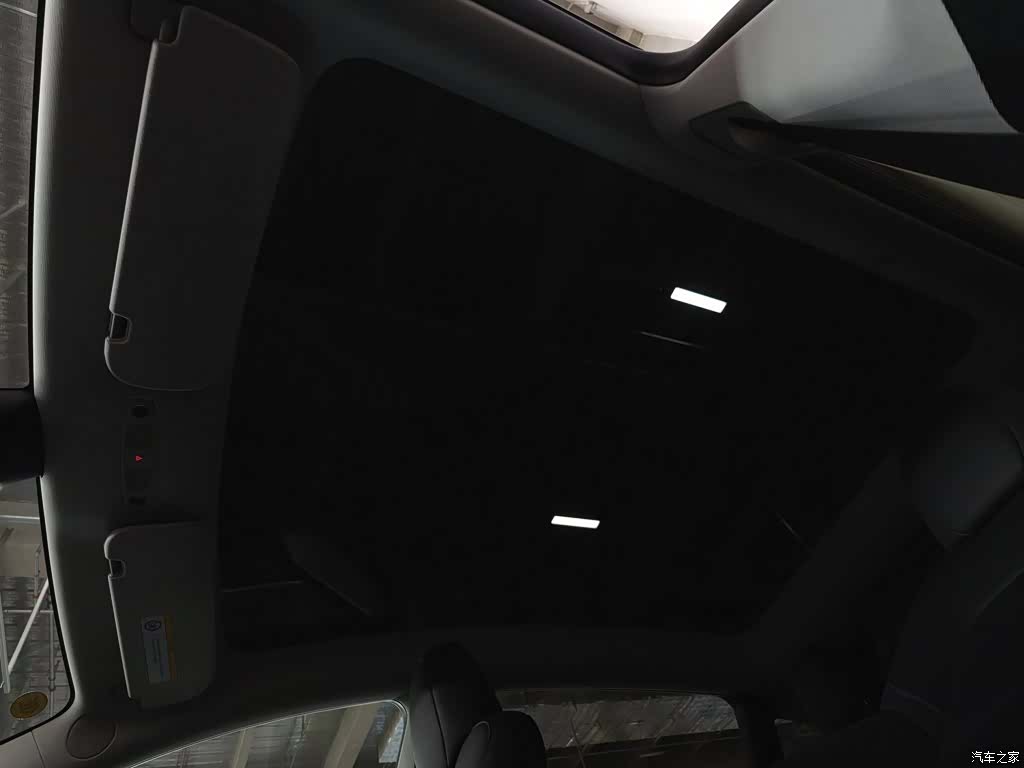 Tesla Model Y, 2025 14