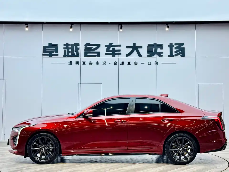 Cadillac CT4