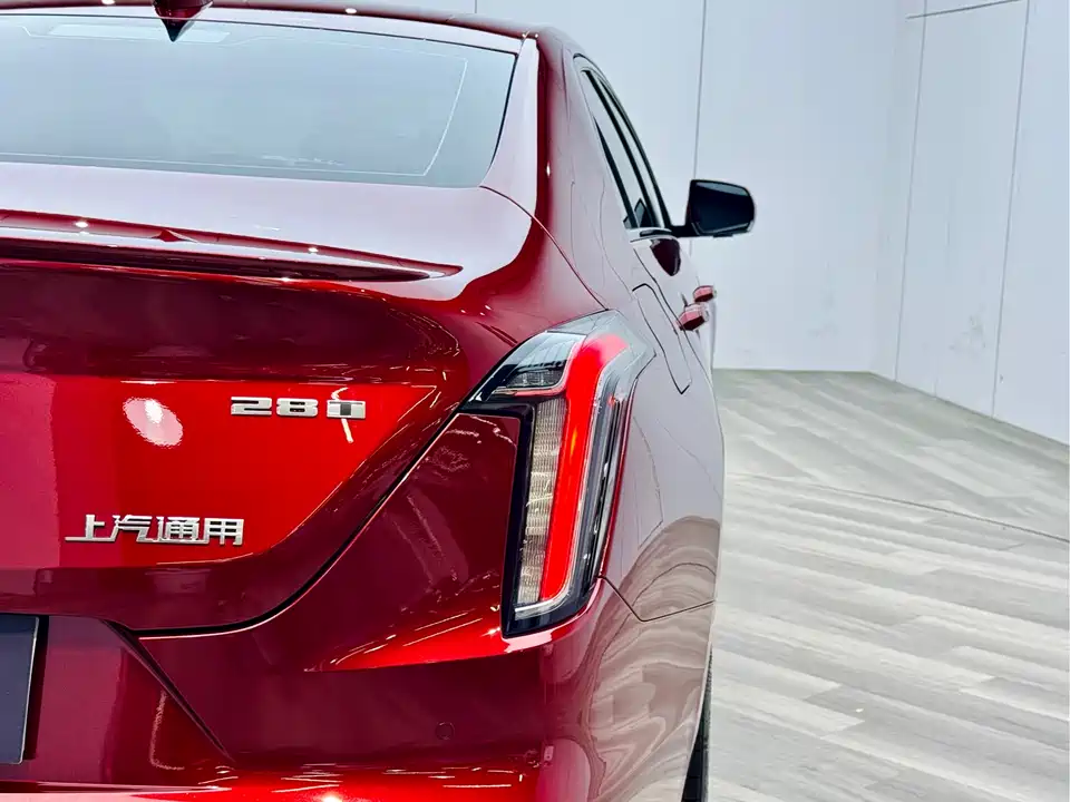 Cadillac CT4