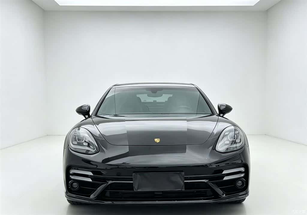 Porsche Panamera, 2017 2