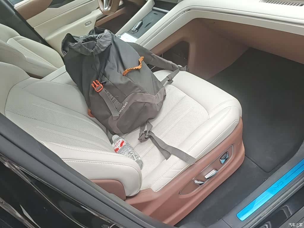 BYD Xia, 2025 25