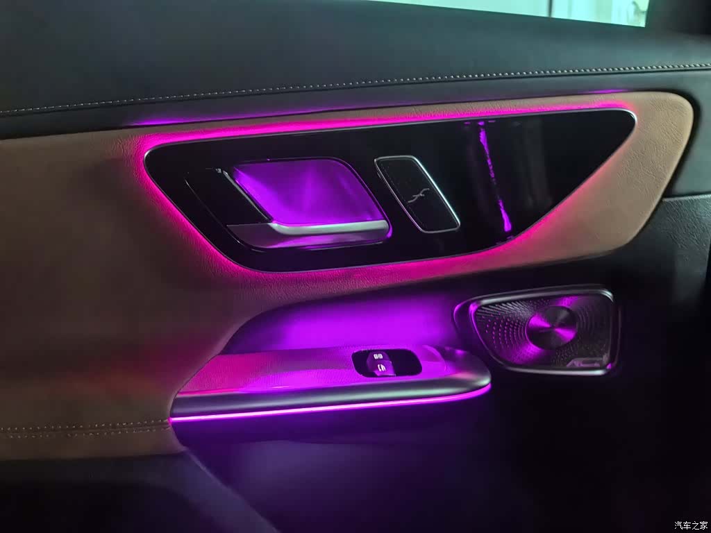 Mercedes-Benz GLC, 2025 20