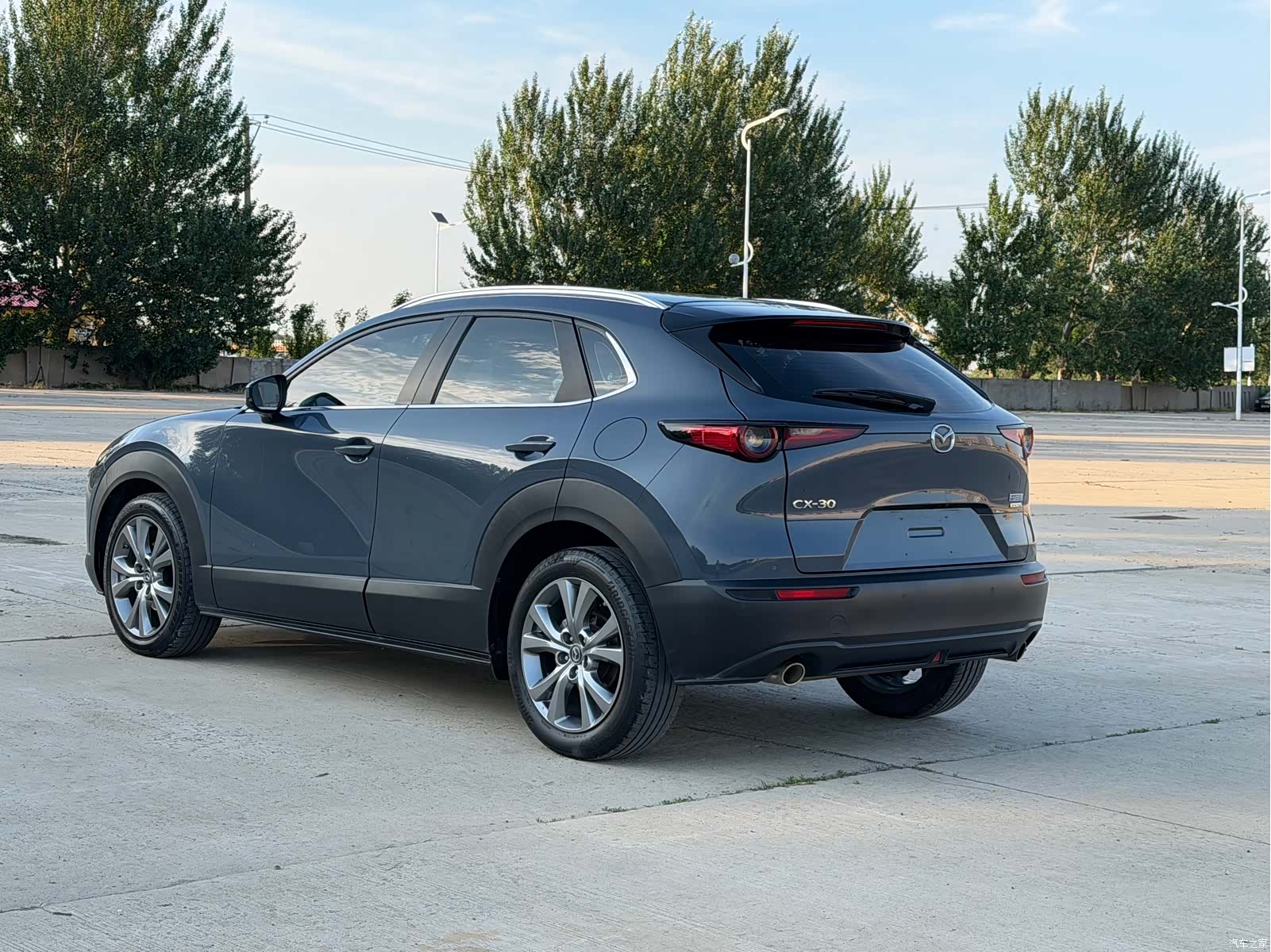 Mazda CX-30, 2022 все фото