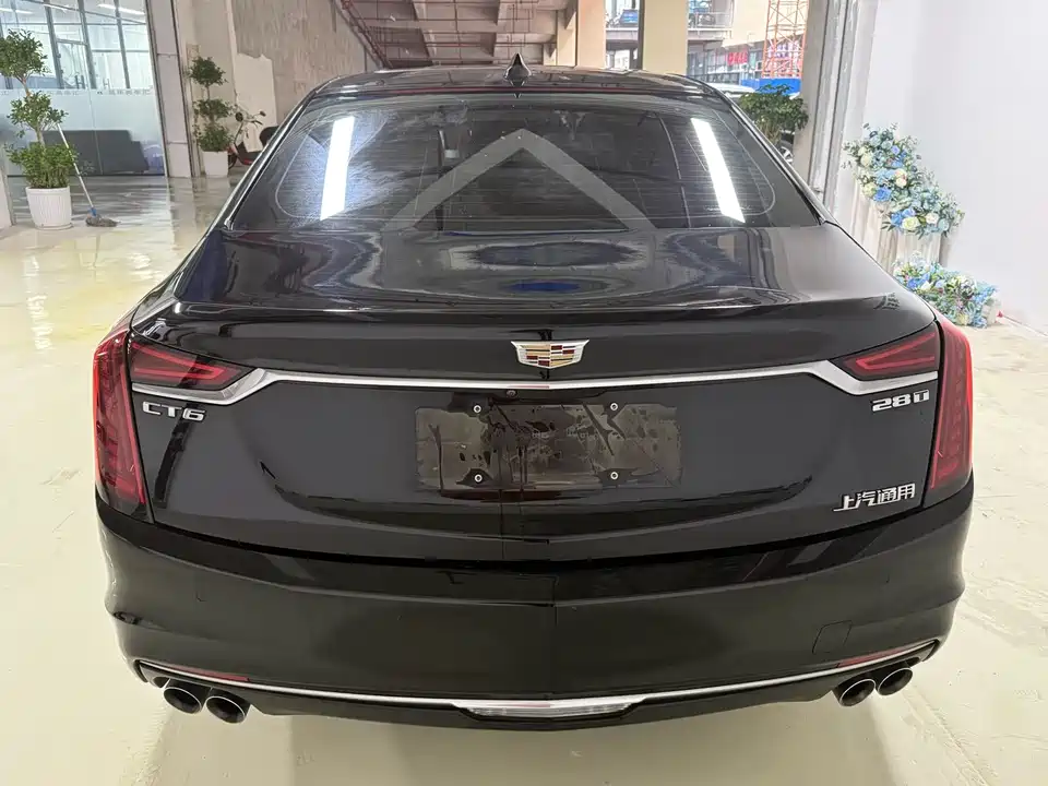 Cadillac CT6