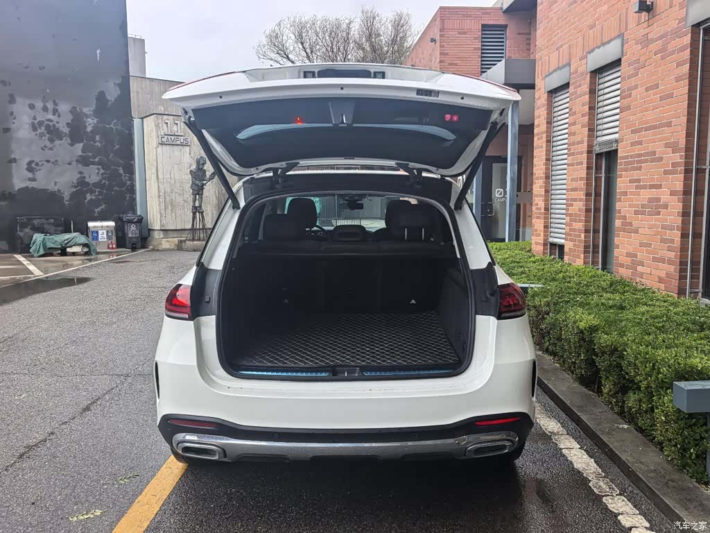 Mercedes-Benz GLE, 2023 10
