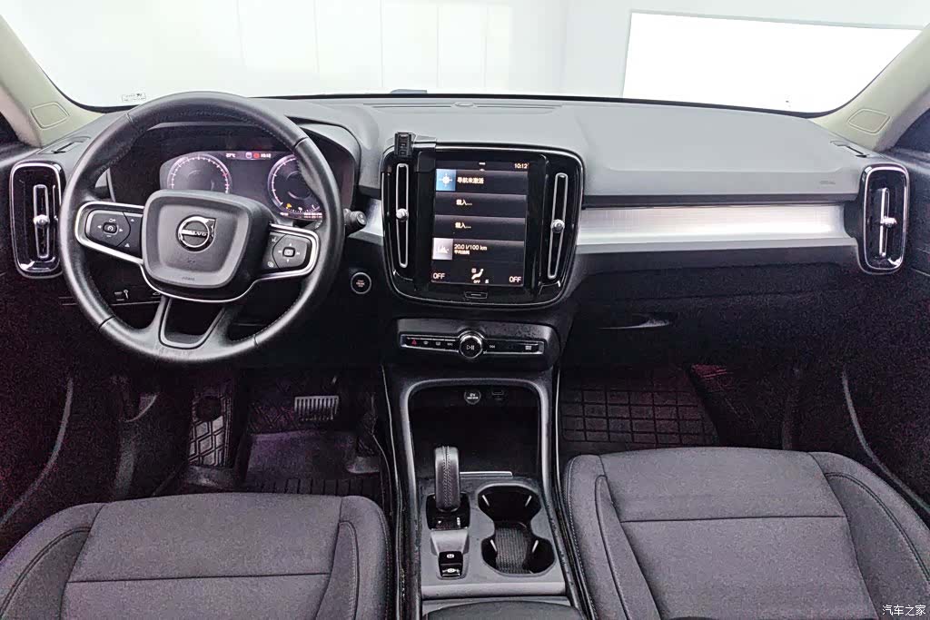 Volvo XC40, 2021 12