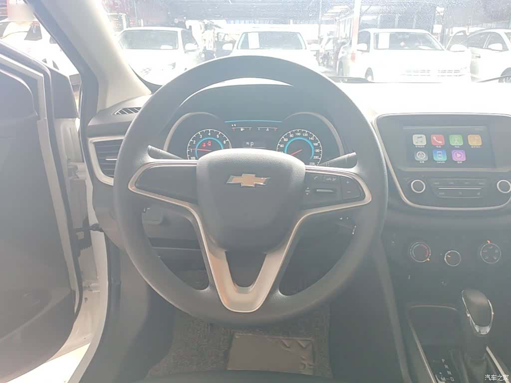 Chevrolet 320, 2018 11