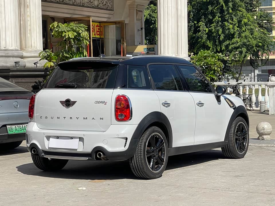 MINI COUNTRYMAN
