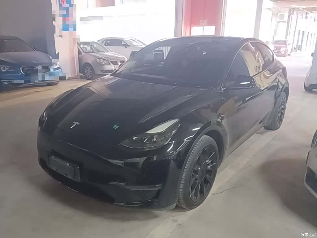 Tesla Model Y, 2021 1