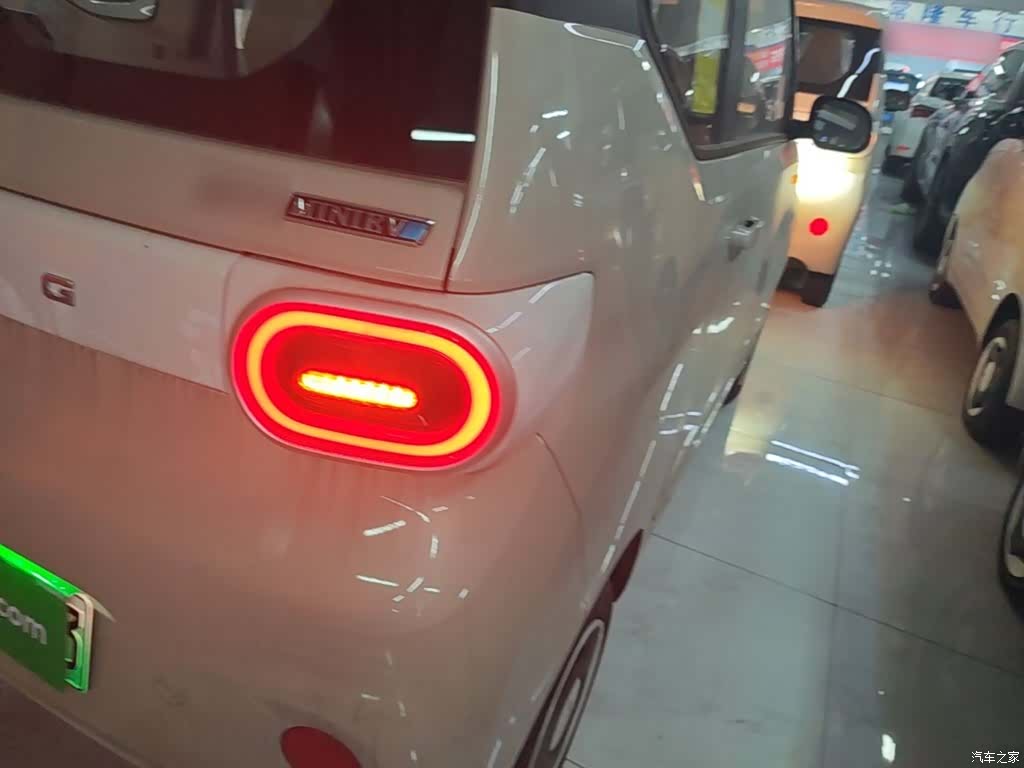 Wuling MINIEV, 2026 8