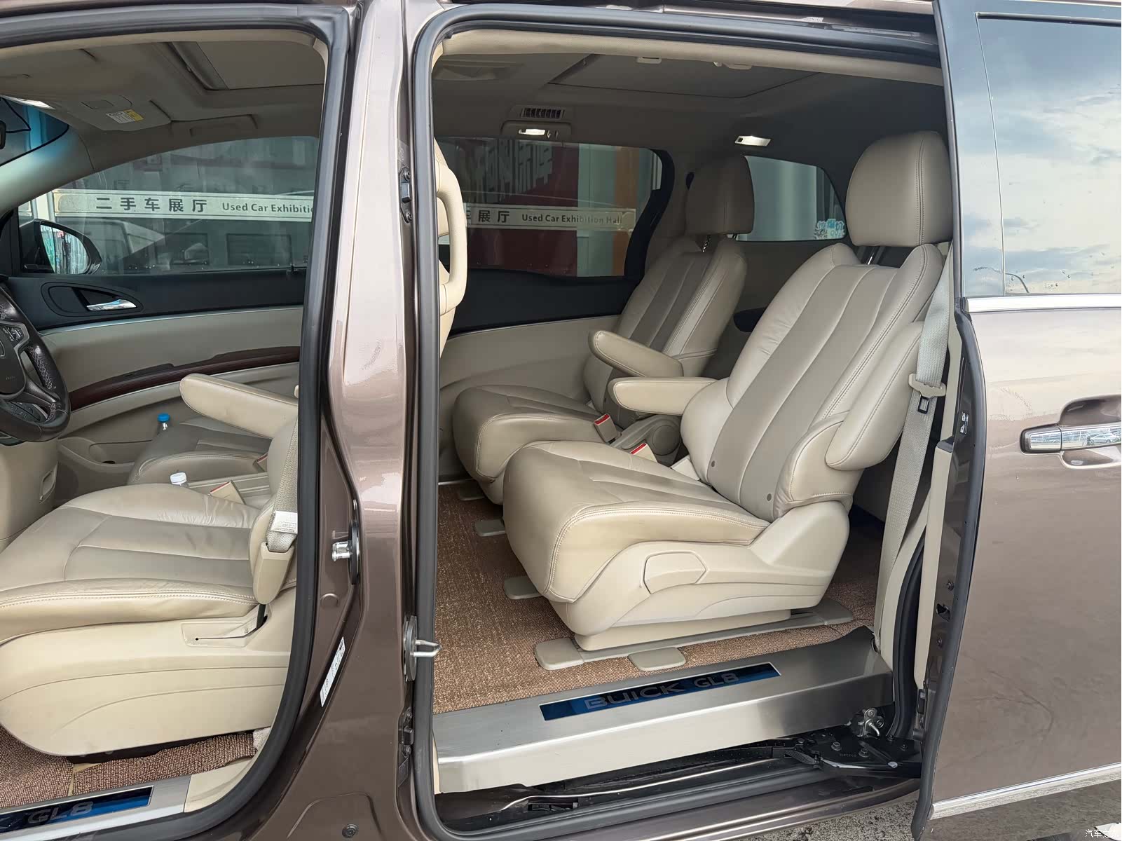 Buick GL8, 2016 6