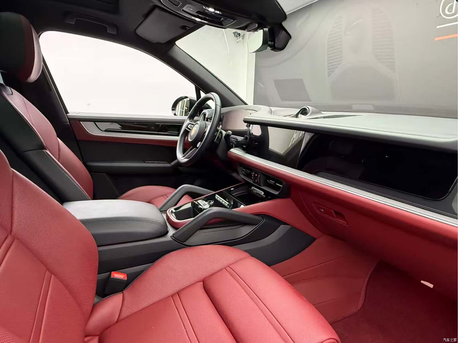 Porsche Cayenne, 2024 9