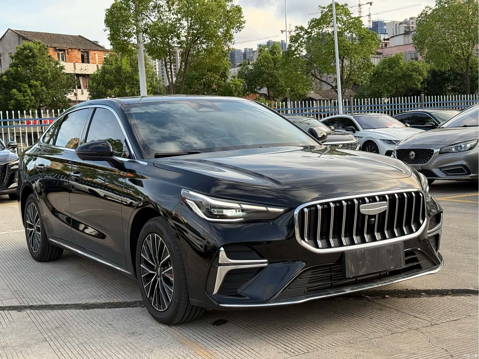 Geely Emgrand, 2026 3