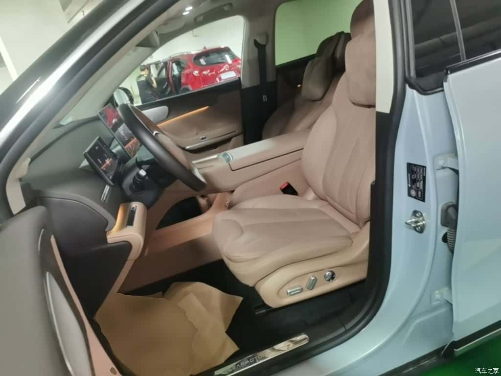 Leapmotor C11, 2025 15