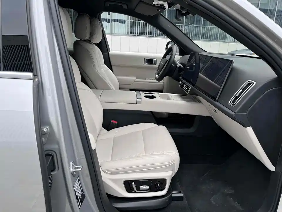Li Auto Ideal L7
