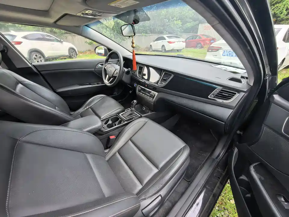 Hyundai Name picture