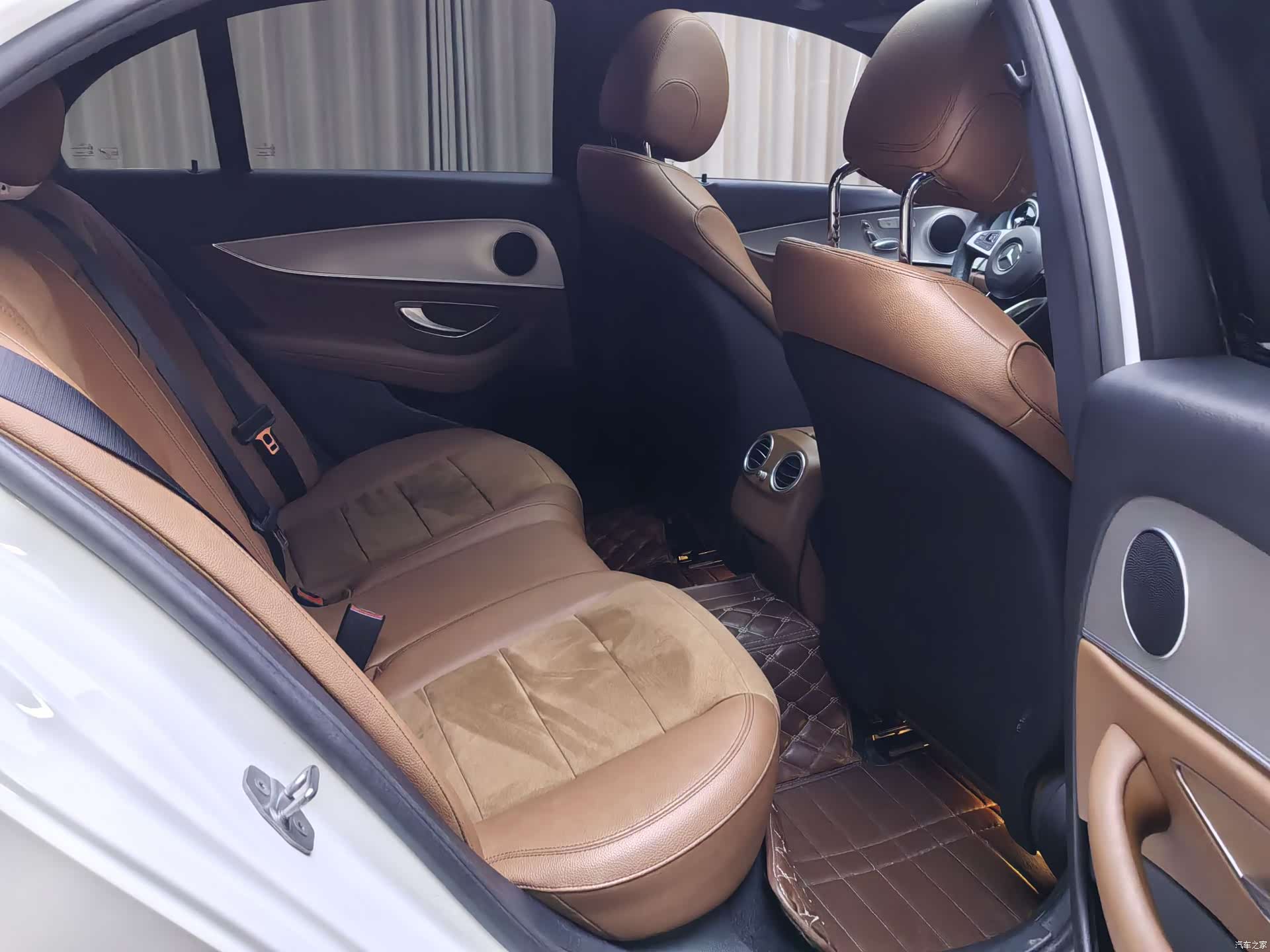 Mercedes-Benz E-Class, 2017 16